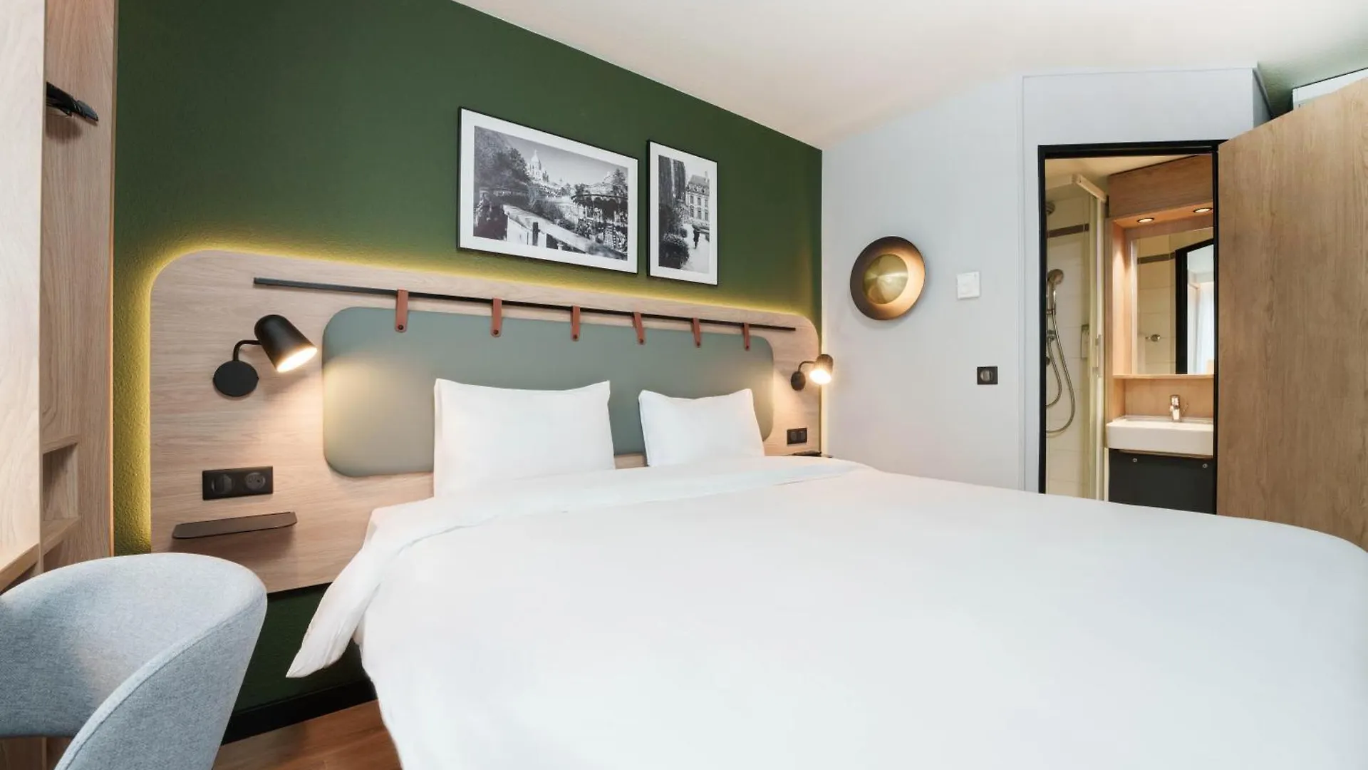 Hotel Campanile Blanc-Mesnil
