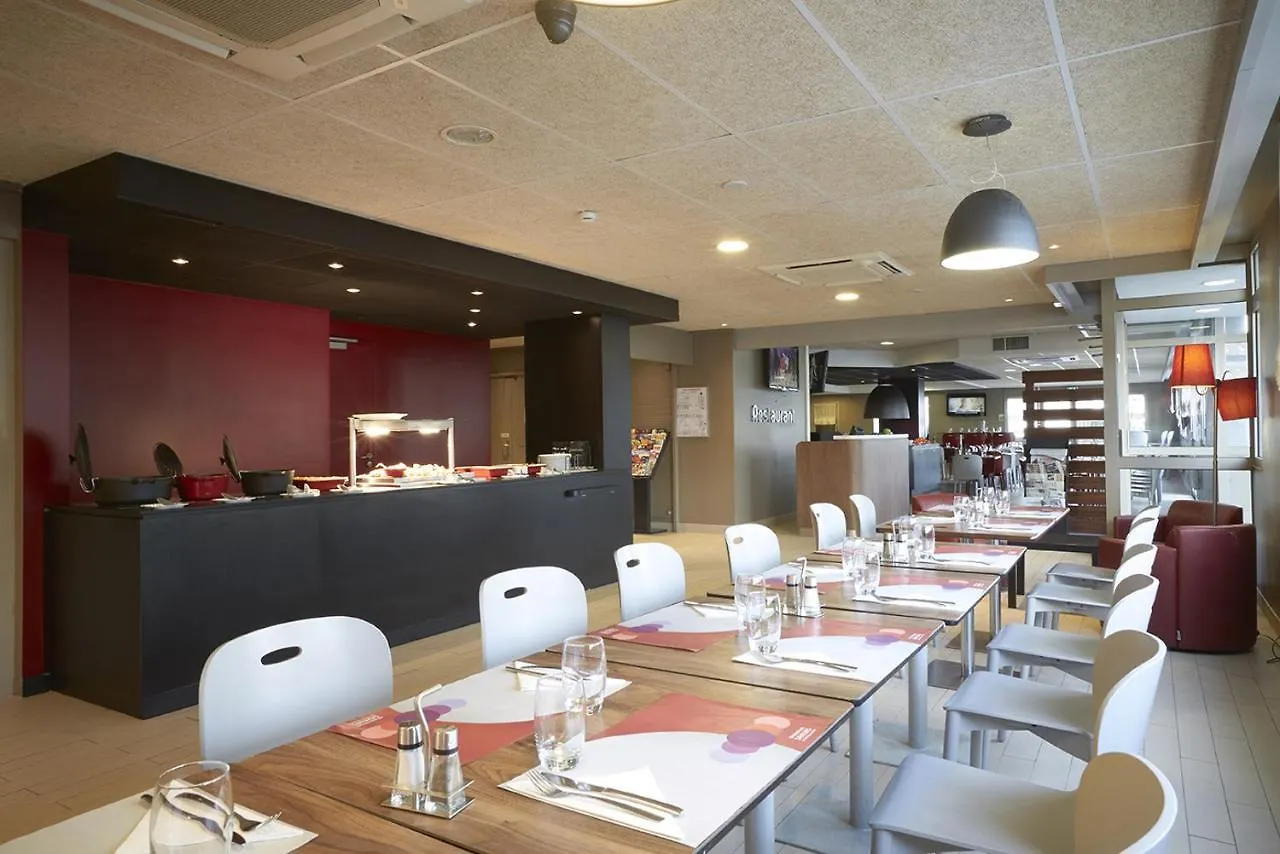 Hotel Campanile Blanc-Mesnil